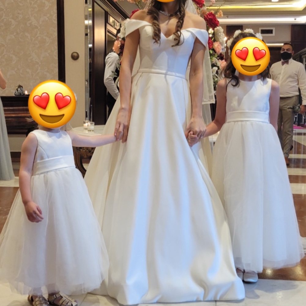 Two beautiful dress David’s Bridal size 2&6 ($60 for each dress)